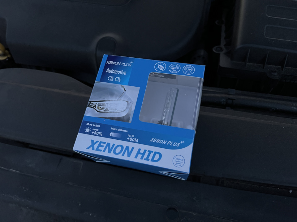 Замена ксеноновых ламп D3S — Skoda Superb Mk3, 2 л, 2018 года ...