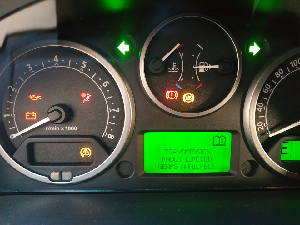 Значки панели приборов discovery 3. 0 дизель. Сенсор панель на дискавери 3. C1a08-1c ошибка range rover. Ленд ровер дискавери 3 2.