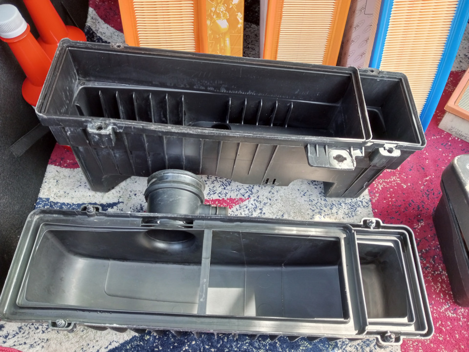 Чистенький короб 👍 — Peugeot 207