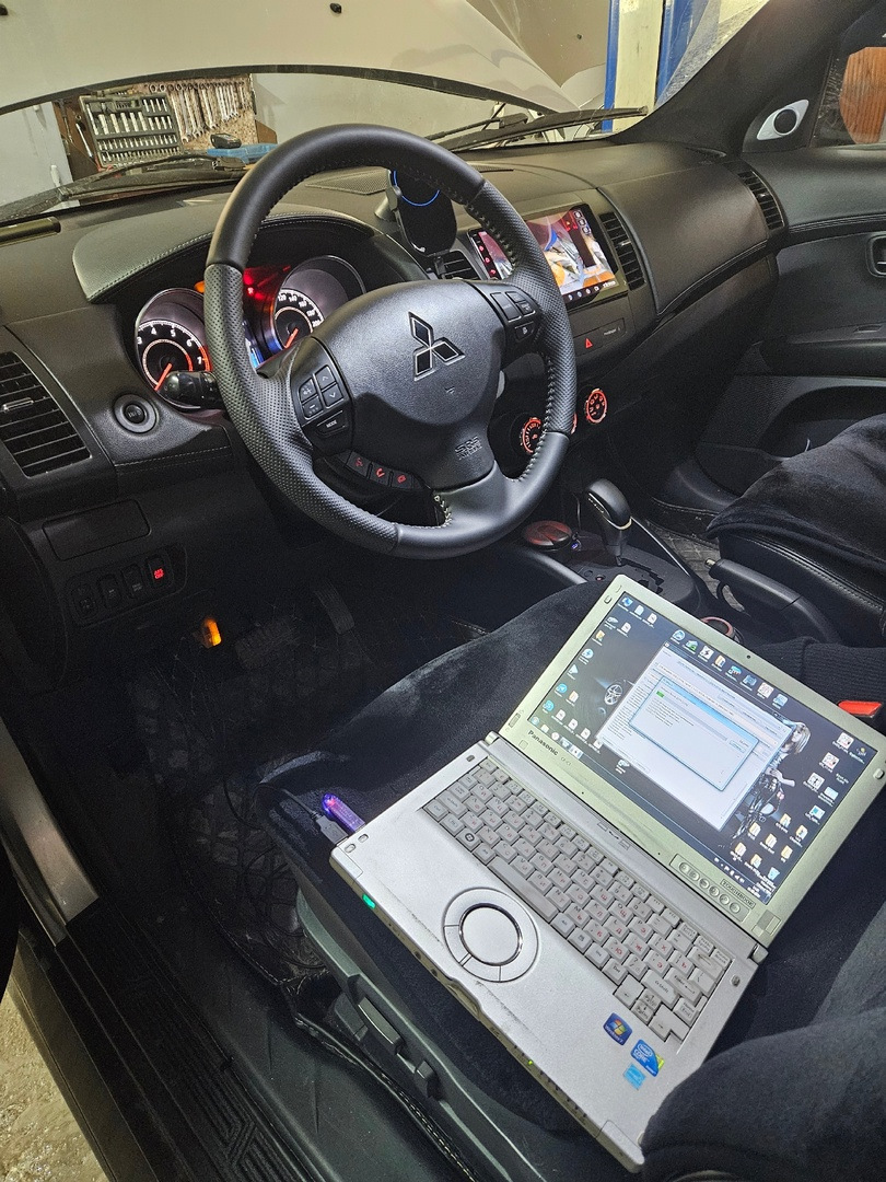 Прошивка от Ледокола — Mitsubishi Outlander XL, 2,4 л, 2011 года ...