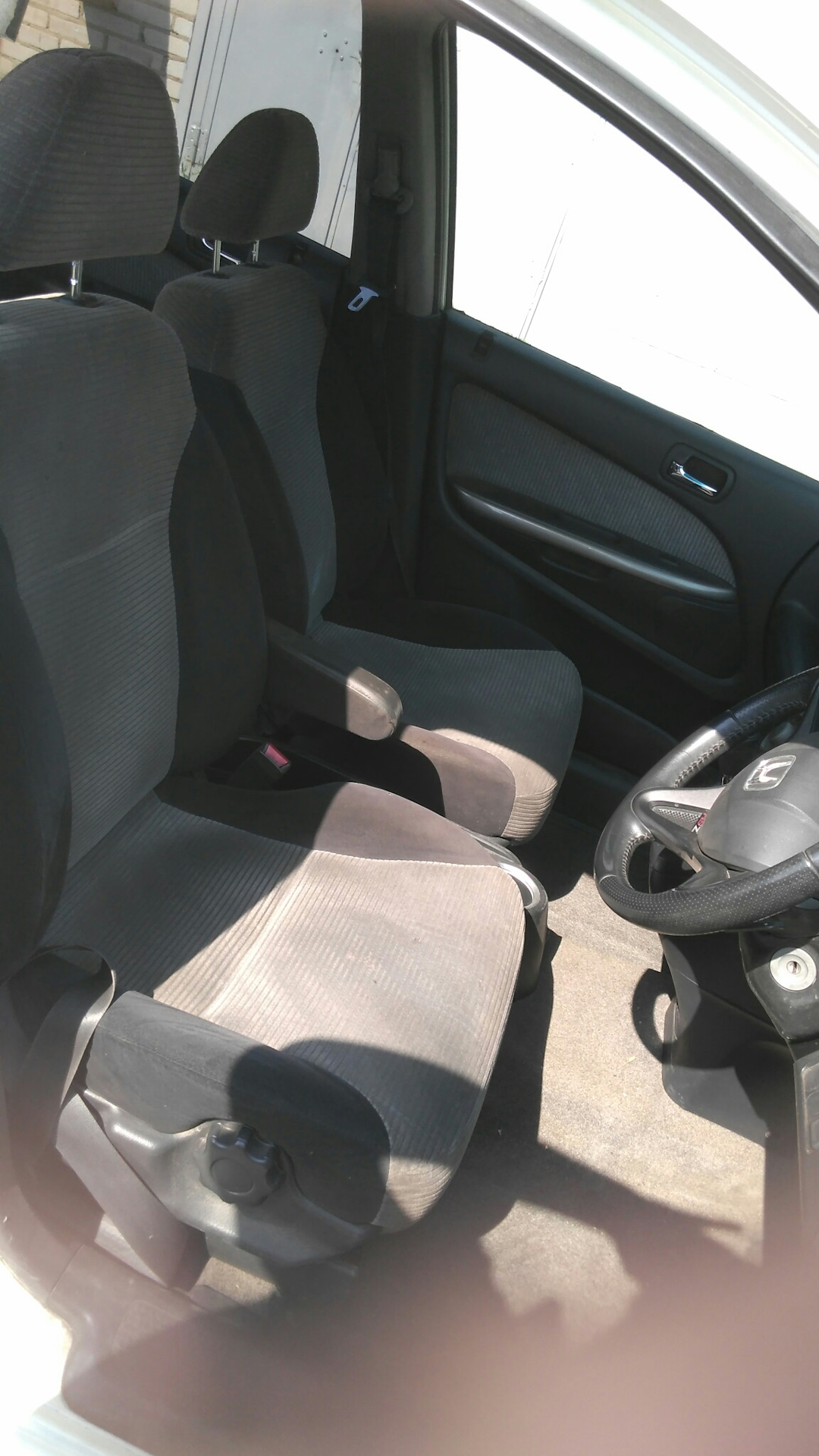 Химчистка авто после кузовного ремонта. — Honda Stream (RN), 1,7 л ...