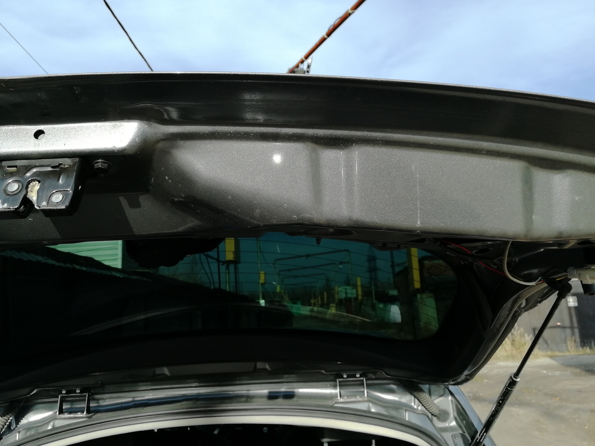 Ручка в багажник (пятую дверь)! — Nissan Qashqai (1G), 1,6 л, 2011 года ...