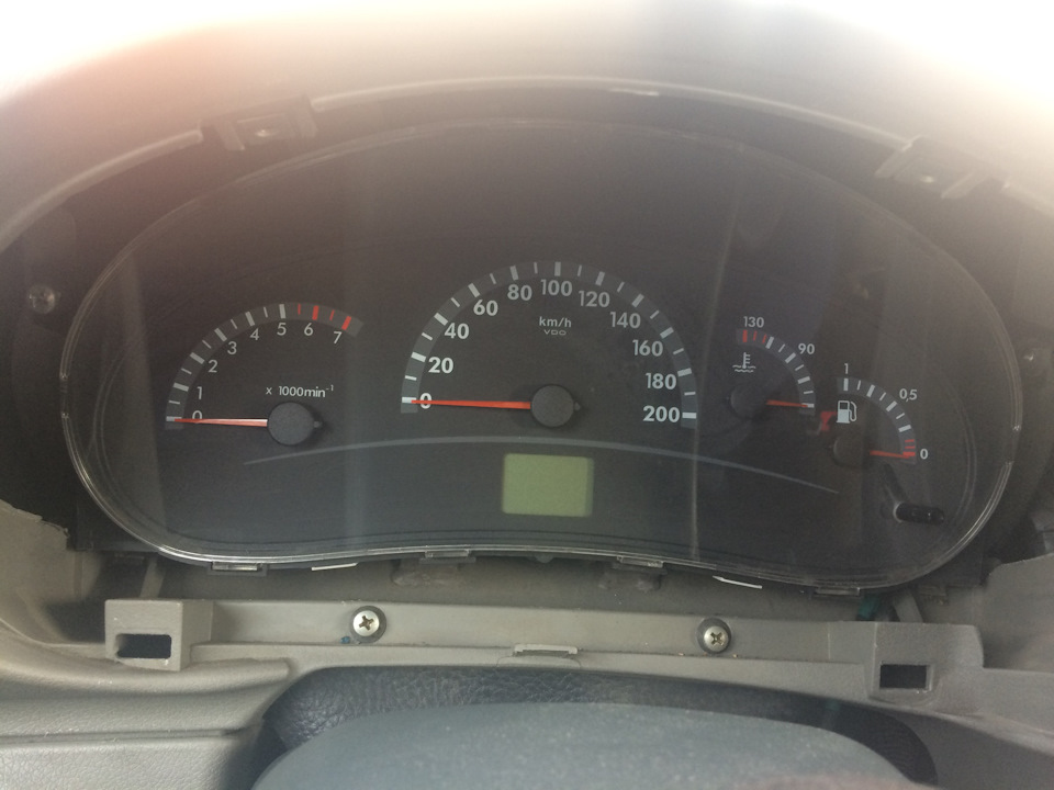 #44 Замена лампочек в приборке, непонятный налёт внутри плафона! — Lada ...