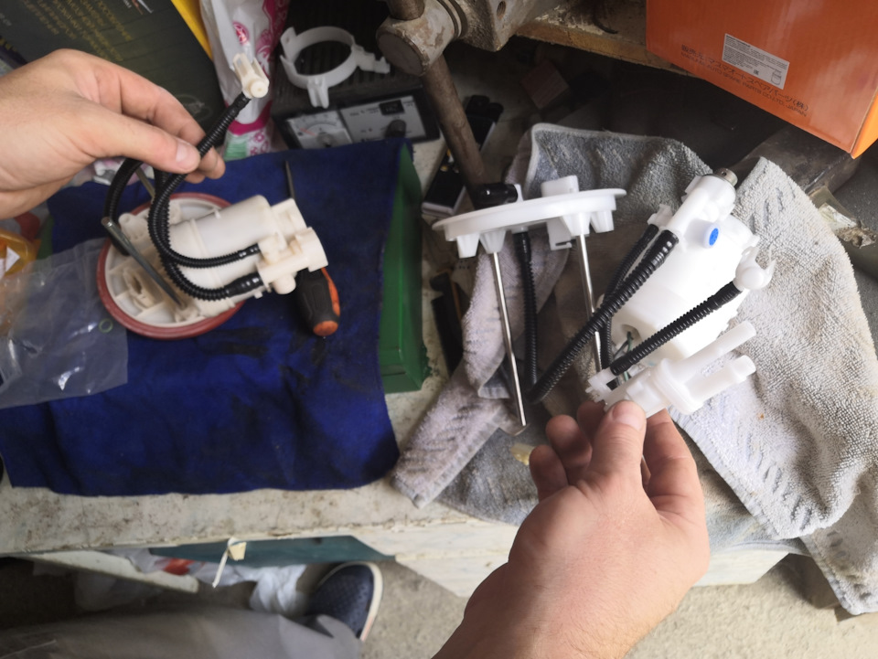 Замена фильтра тонкой и грубой очистки бензина — Mazda CX-5 (1G), 2 л ...