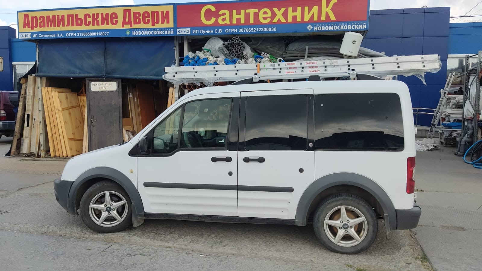 Глубокий строительный тюнинг. — Ford Tourneo Connect (2G), 1,8 л, 2009 года  | аксессуары | DRIVE2