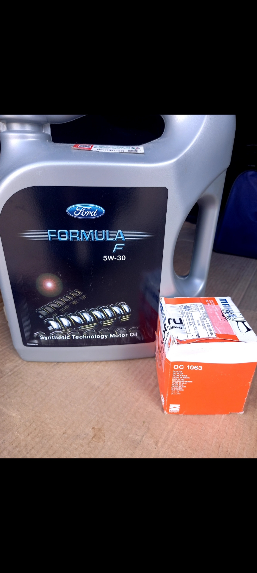 Масло Ford Formula F 5w30 — Ford Focus Wagon III, 1,6 л, 2015 года ...