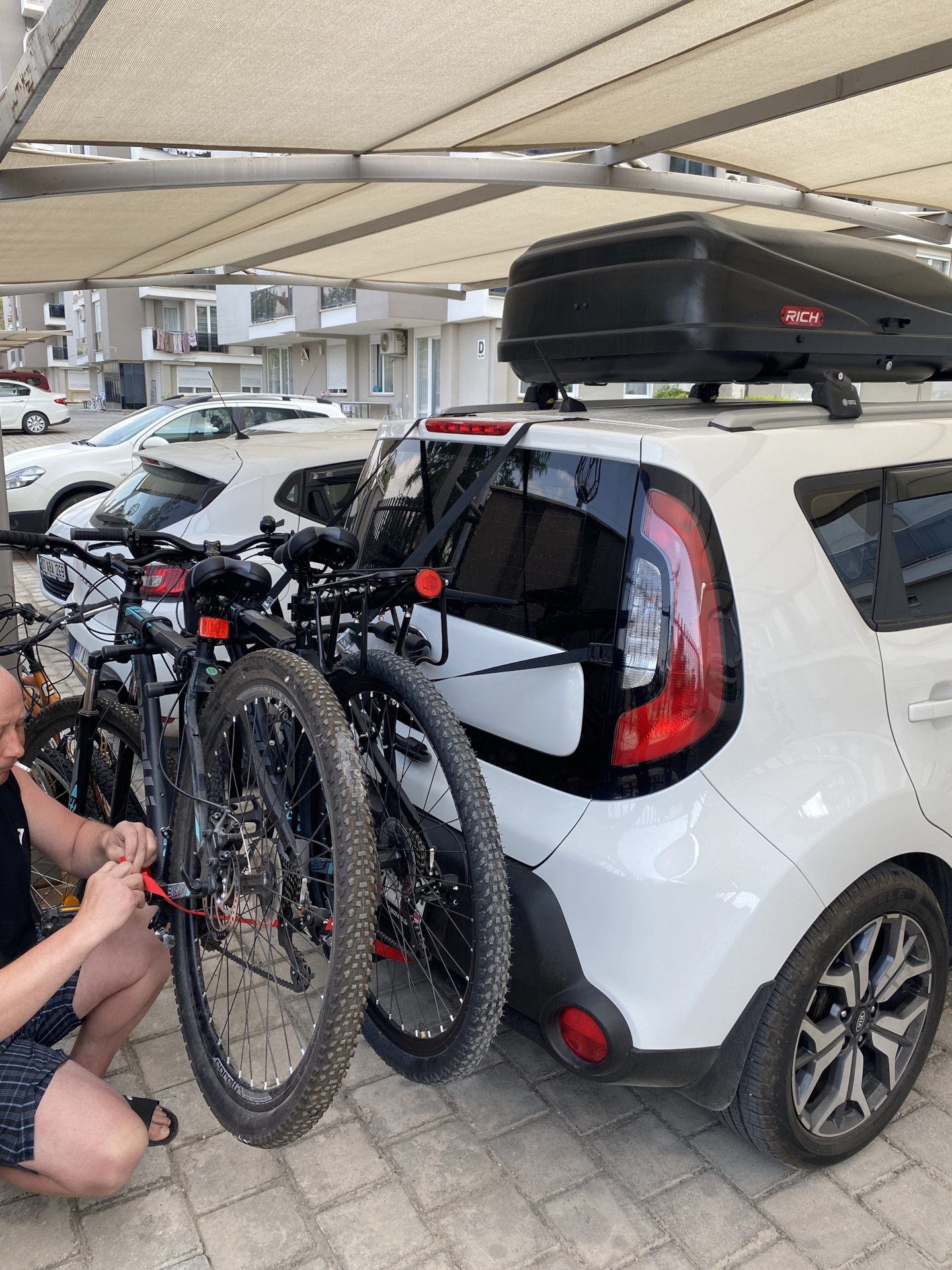Велокрепление на багажник — KIA Soul (2G), 1,6 л, 2014 года | покатушки ...