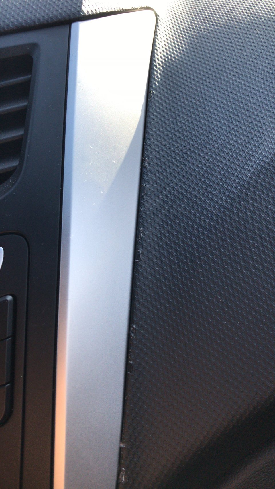 Устранение царапин на панели приборов — DRIVE2