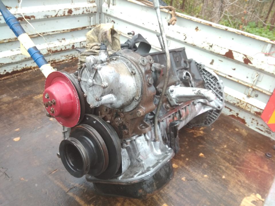 Уаз 469 под капотом. Мотор уаз 469 414. Моторный отсек уаз змз 514. Моторный отсек уаз хантер. Уаз буханка 402 двигатель.