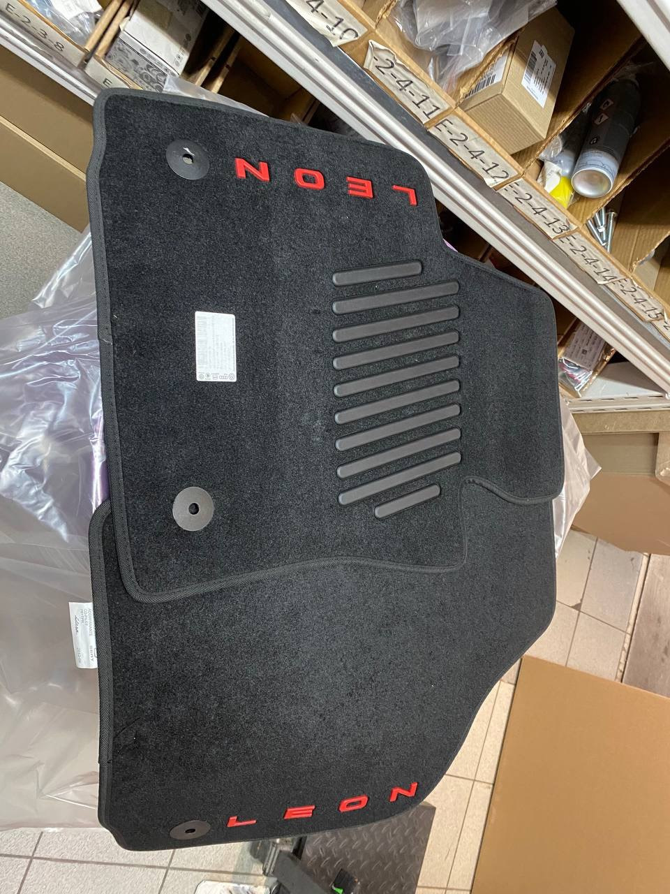 Фото в бортжурнале SEAT Leon FR (Mk2)