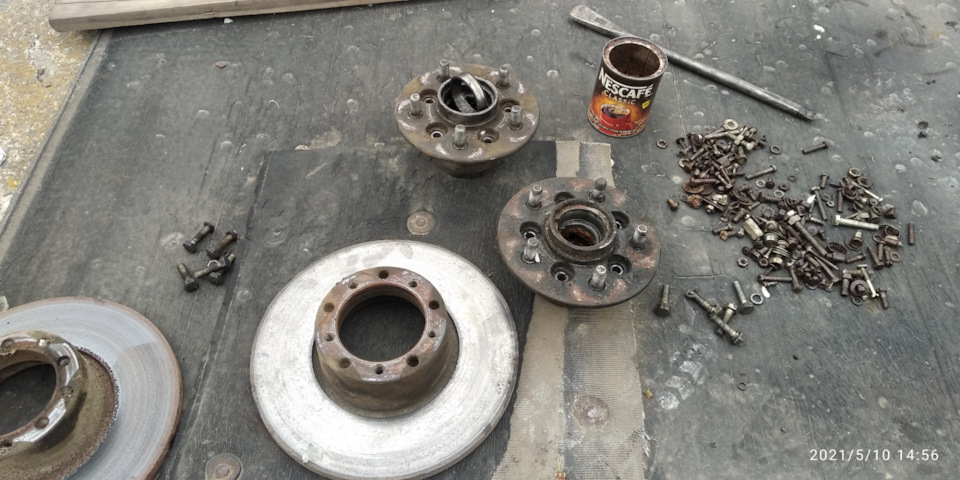 14. — Москвич 2140