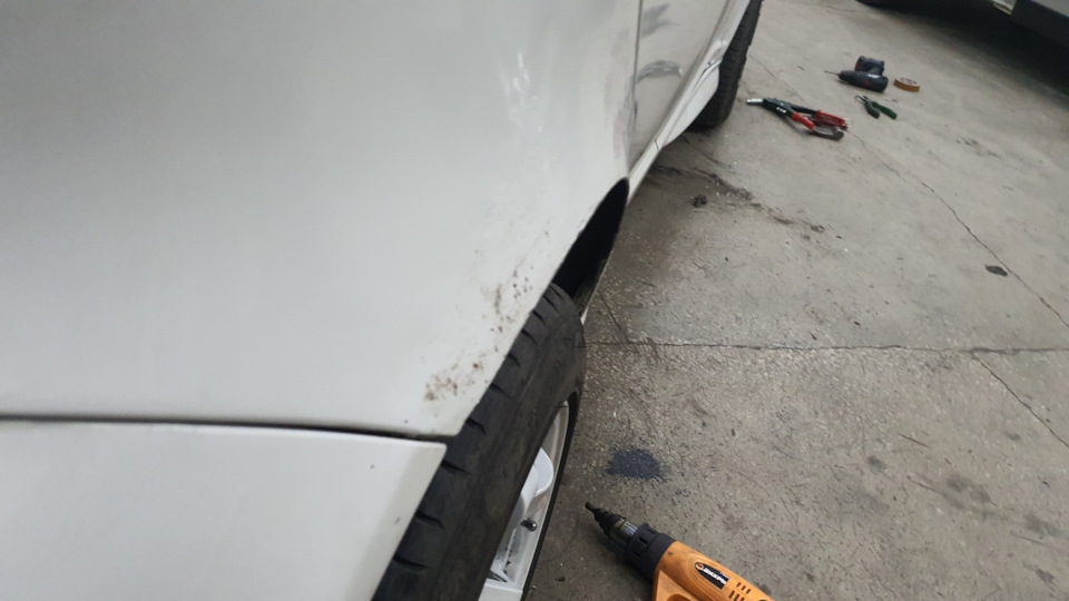 Раскатка крыльев — Toyota Vitz (10), 1,5 л., 2004 года | тюнинг | DRIVE2