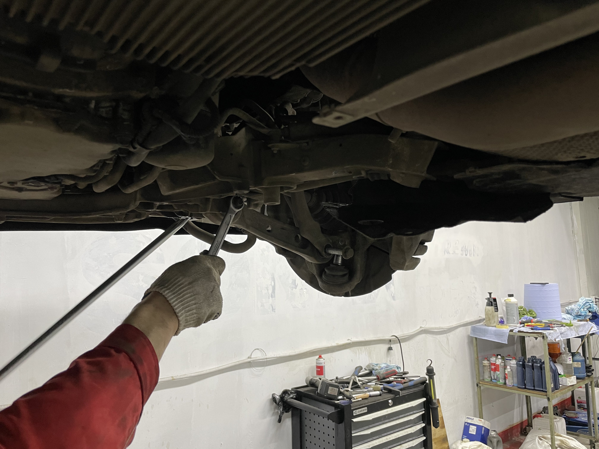 Меняем сайлентблоки, f85 — BMW 7 series (F01/02), 4,4 л, 2012 года ...