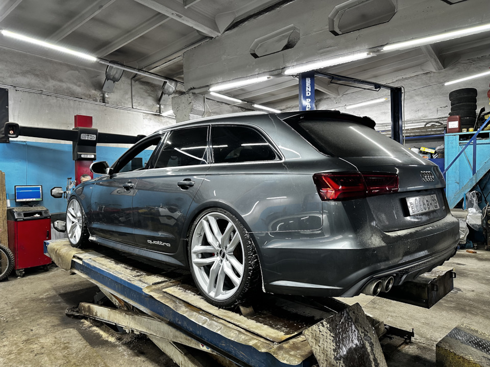 Фото в бортжурнале Audi A6 Avant (C7)