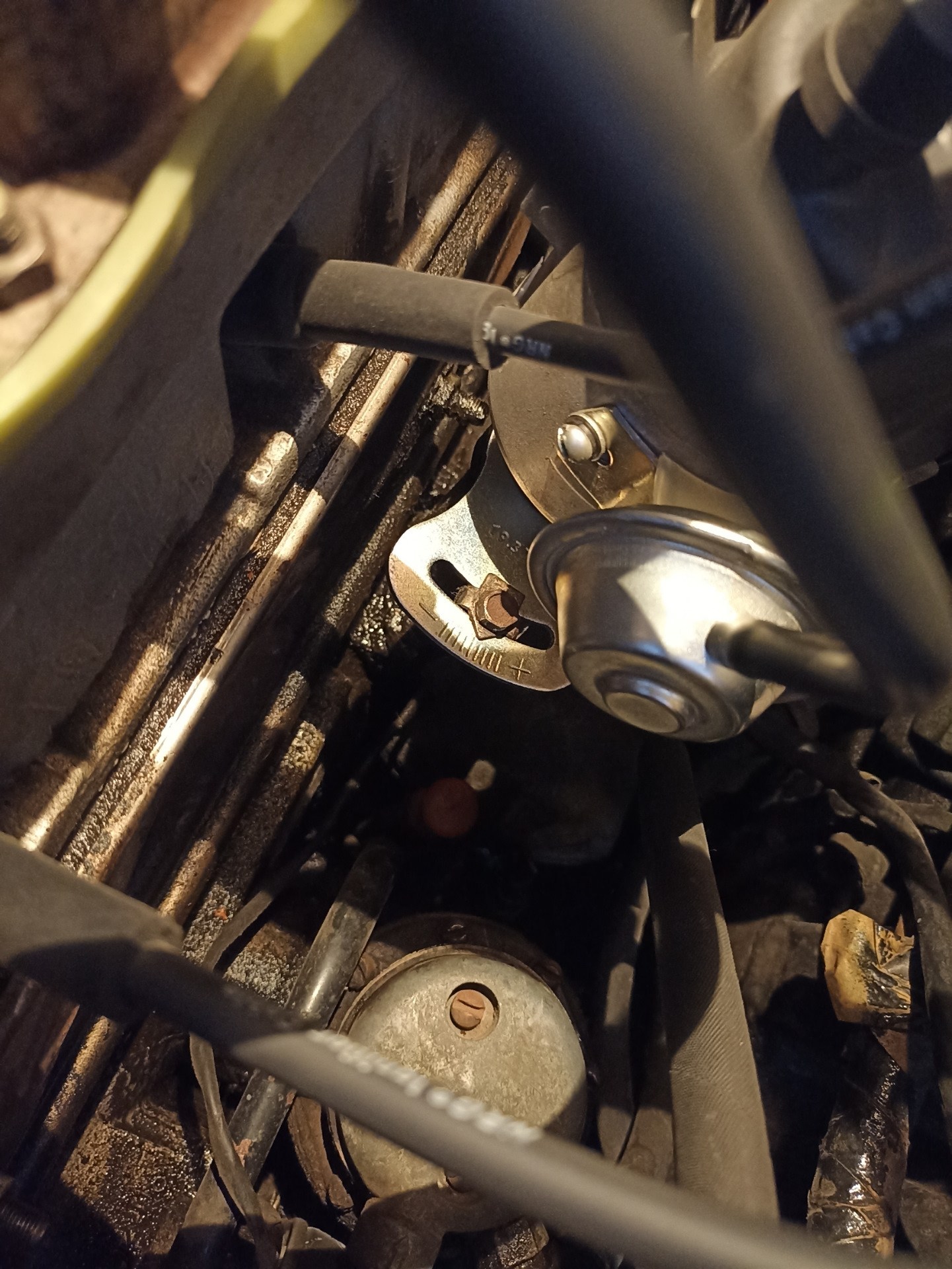 Заменил трамблер, новый карб дааз 4178-40. — ГАЗ 3110, 2,4 л., 1998 ...