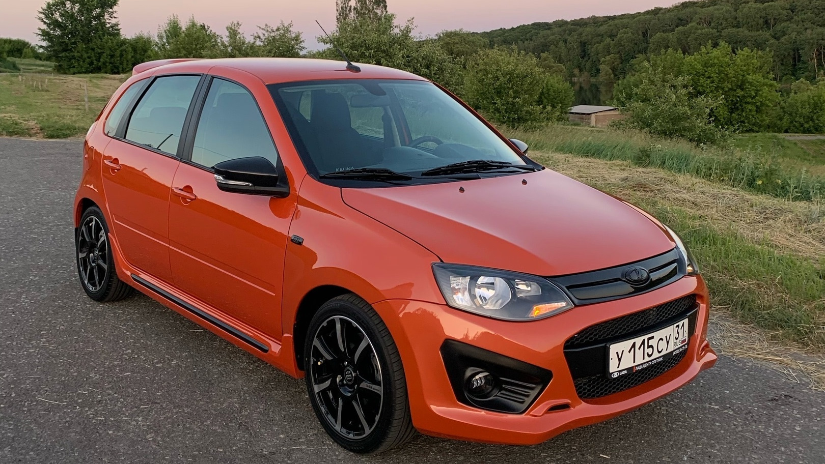 Lada Kalina 2 Sport оранжевый