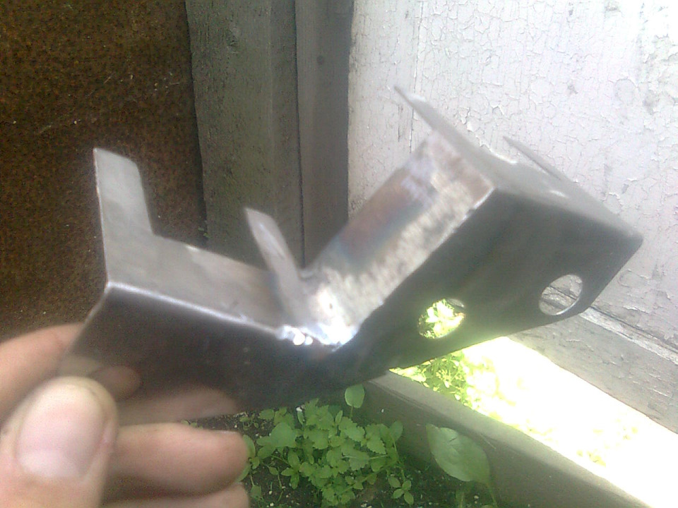 Ремонт крепления вакуумных приводов отопителя — Daewoo Nexia (N150), 1 ...