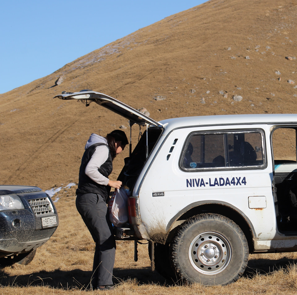 Раздатка 3:1 рулит или подъем на вершину Тещины Зубы. — Lada 4x4 3D, 1,9 л,  1998 года | покатушки | DRIVE2