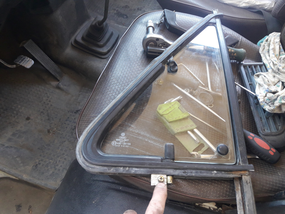 Форточки не держались транспортер т3 — Volkswagen Transporter T3, 1,6 л ...