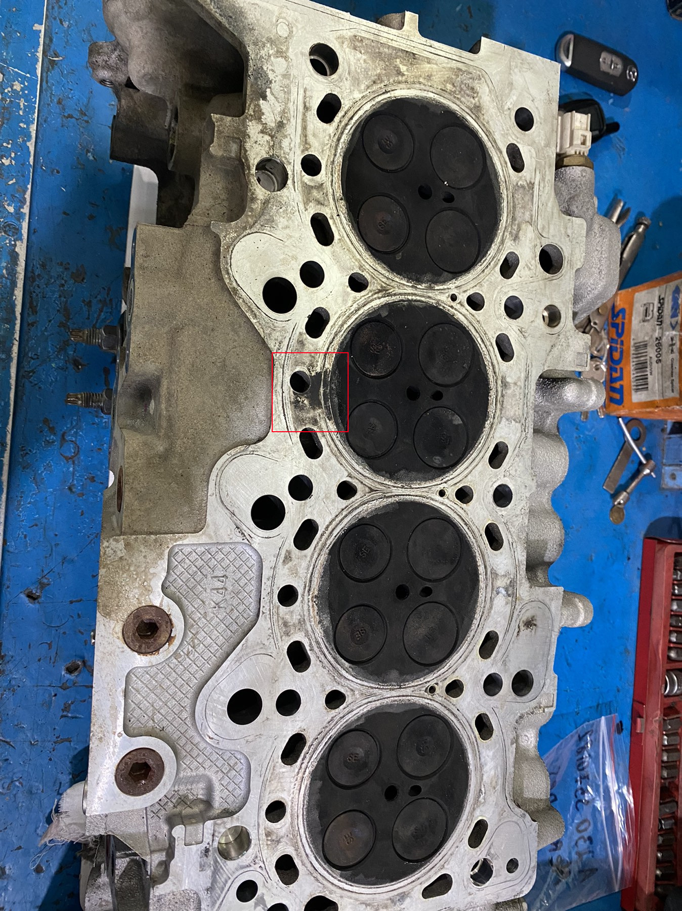 Прокладка ГБЦ + распредвал — Mazda CX-5 (1G), 2,2 л, 2016 года ...