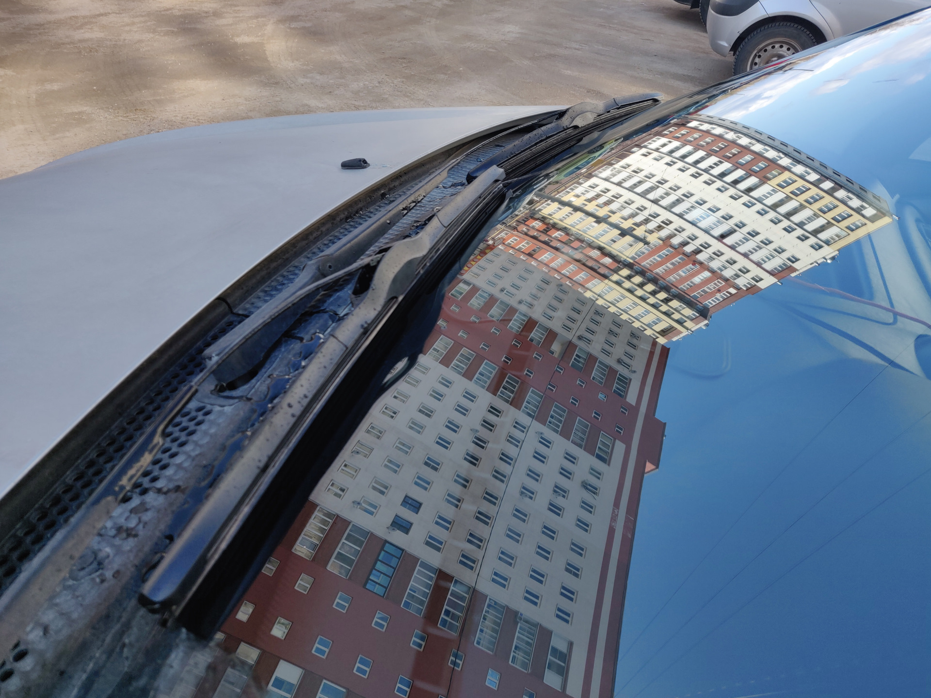 Щетки стеклоочистителя Valeo — Ford Focus I Sedan, 1,8 л, 2004 года ...