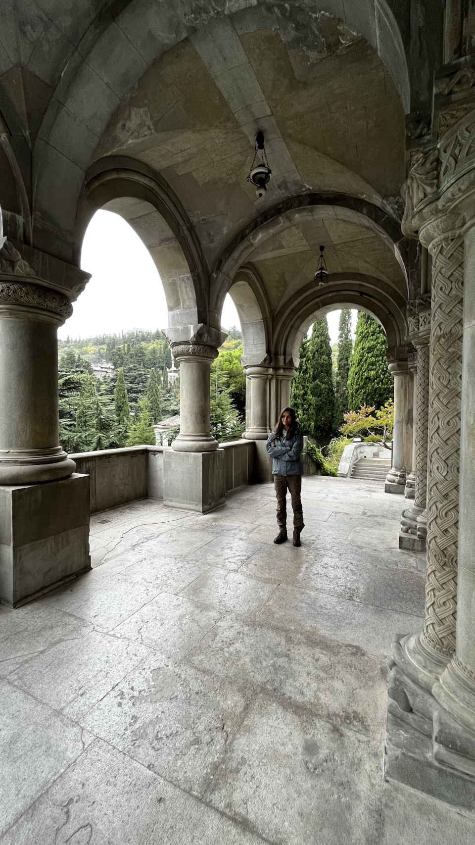 Церковь Святой Репсиме — Skoda Octavia A8 Mk4