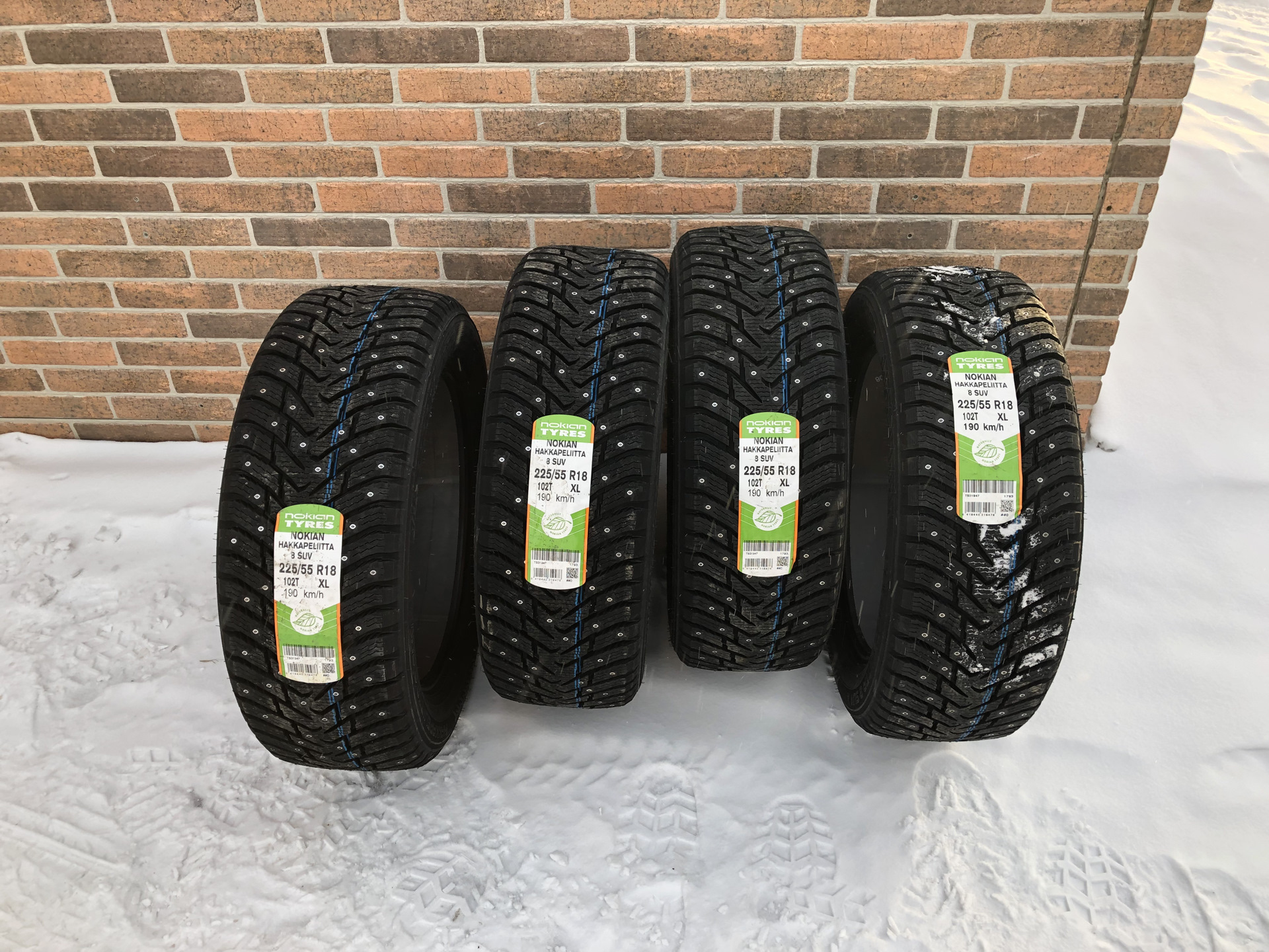 Nokian 225