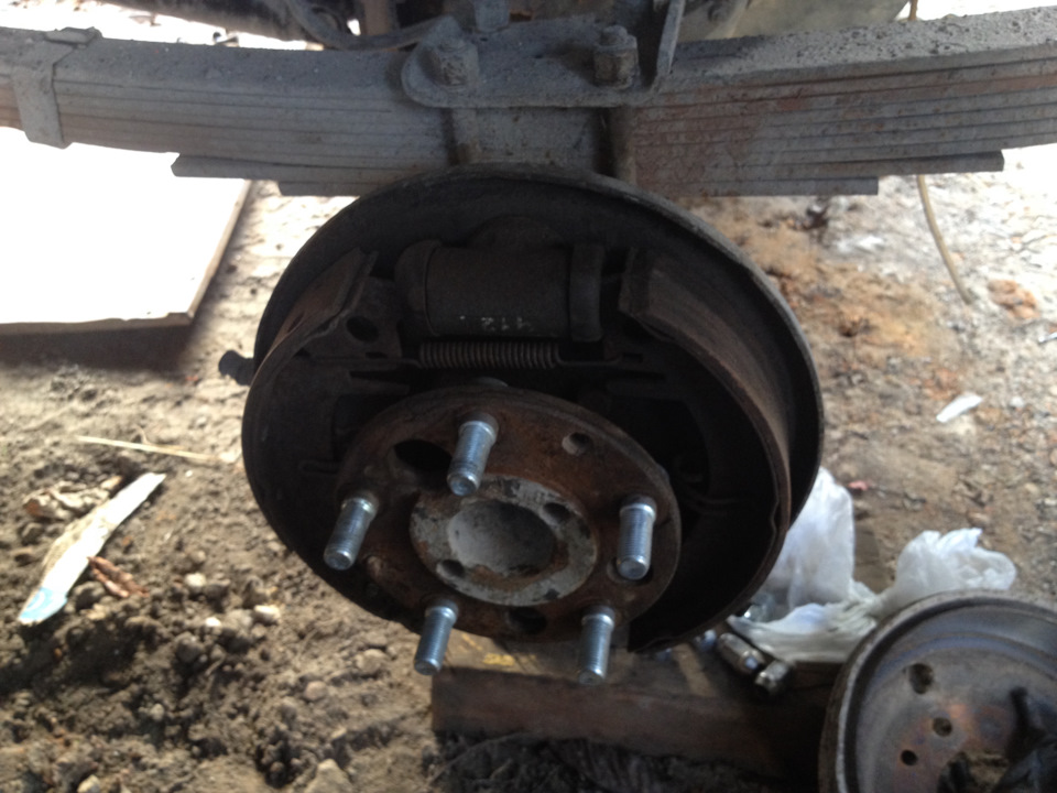 Шпильки от Нивы на ИЖ 2715 — ИЖ ИЖ 27151, 1,5 л, 1989 года | тюнинг ...