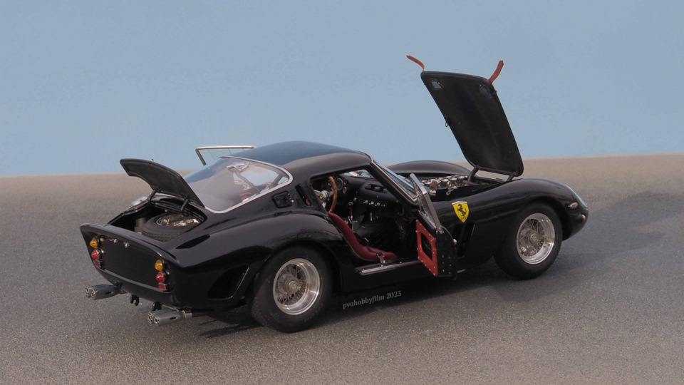 Ferrari 250 GTO, 1962 (1/18 CMC #M-259 Christmas Edition