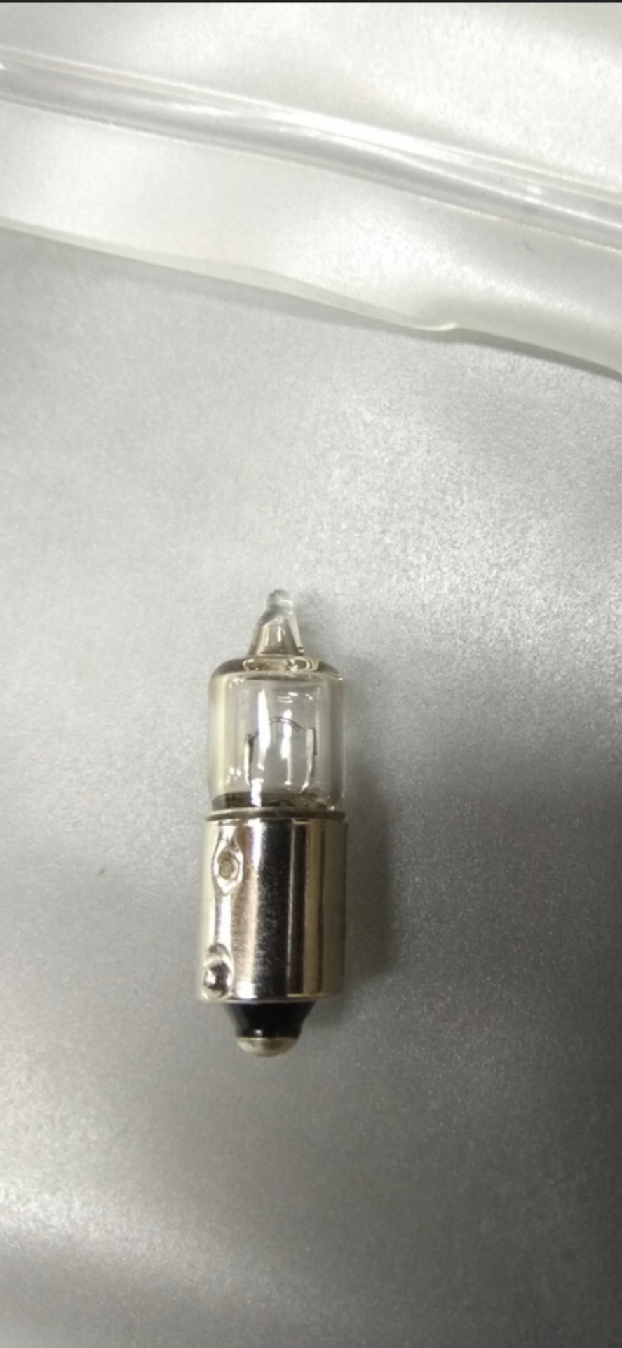 Замена габаритной лампочки — BMW X3 (E83), 2,5 л, 2006 года | поломка ...