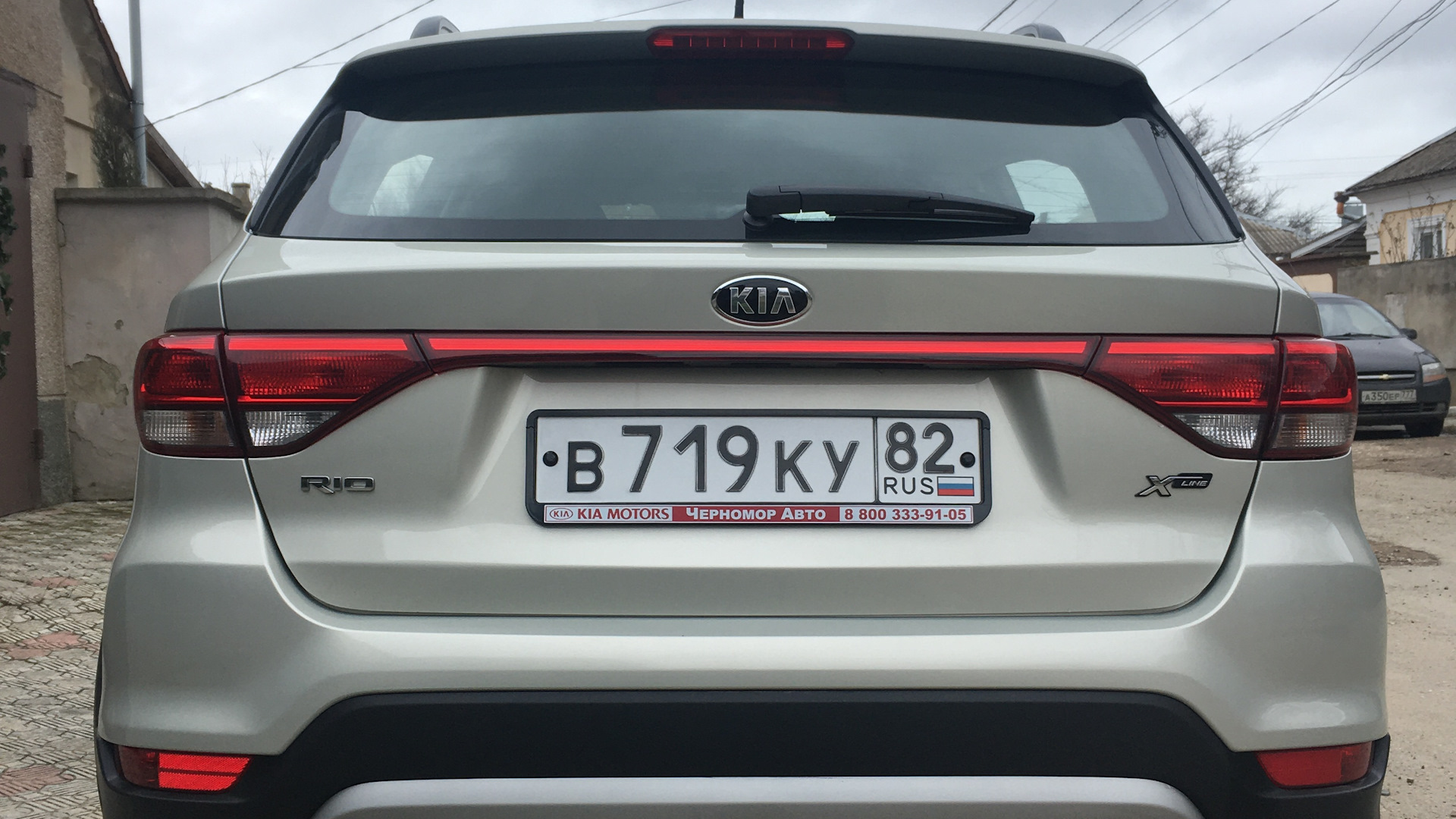 KIA Rio X-Line 1.4 бензиновый 2018 | 1.4 AT на DRIVE2