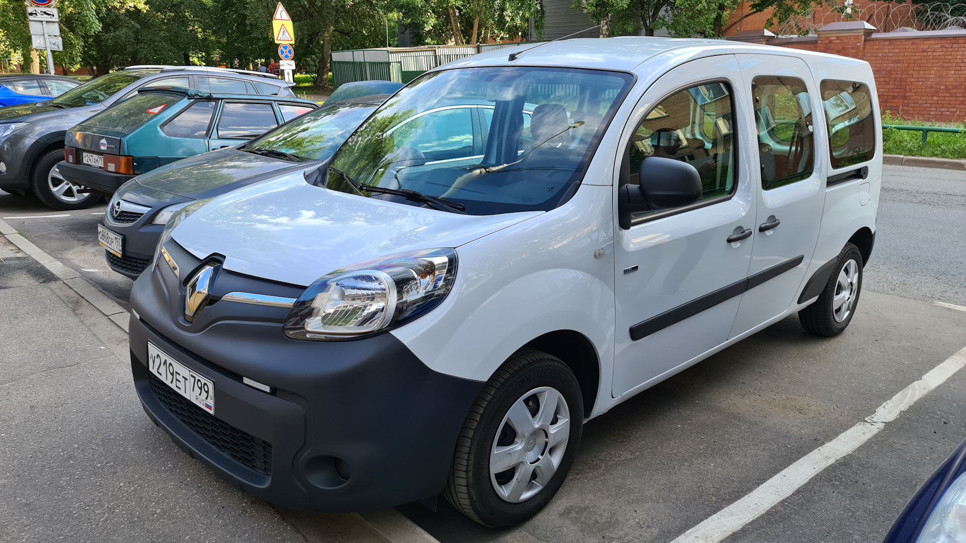 Renault Kangoo z e 33