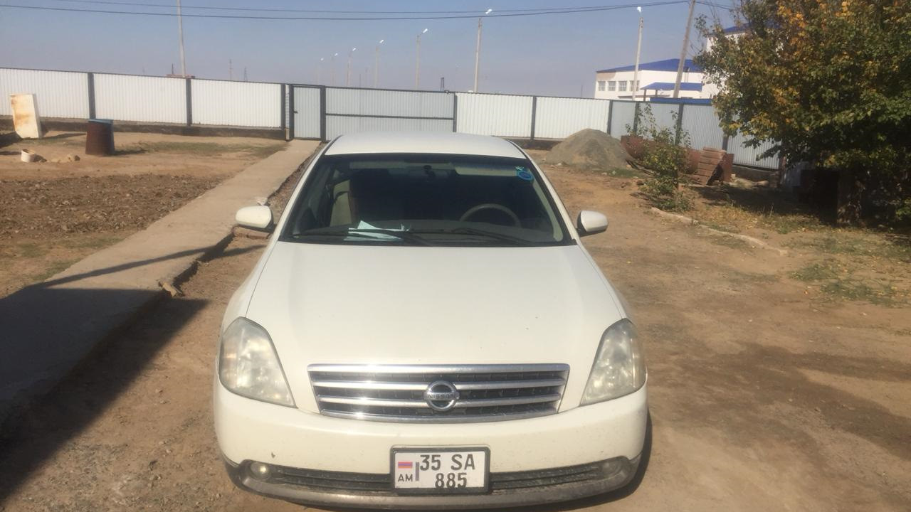 Nissan Teana (J31) 2.3 бензиновый 2005 | Белый жемчуг (перекидка) на DRIVE2