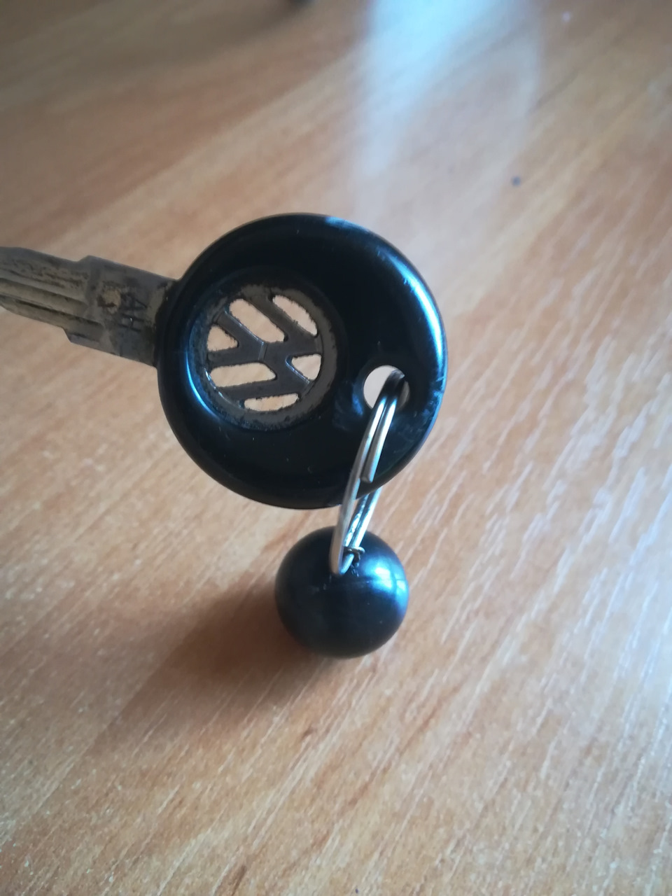 Аксессуары . Часть 1 . Брелок шар 8-ка на ключи — Volkswagen Golf Mk2 ...
