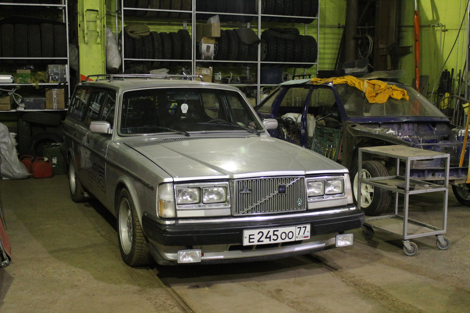 Когда между маляром и гаражом 1800 км. — Volvo 245, 2,3 л, 1984 года |  кузовной ремонт | DRIVE2