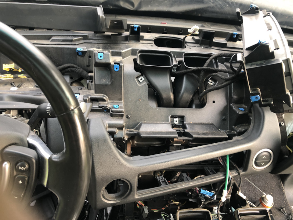 Заклинил ключ в замке зажигания Range Rover — Land Rover Range Rover ...