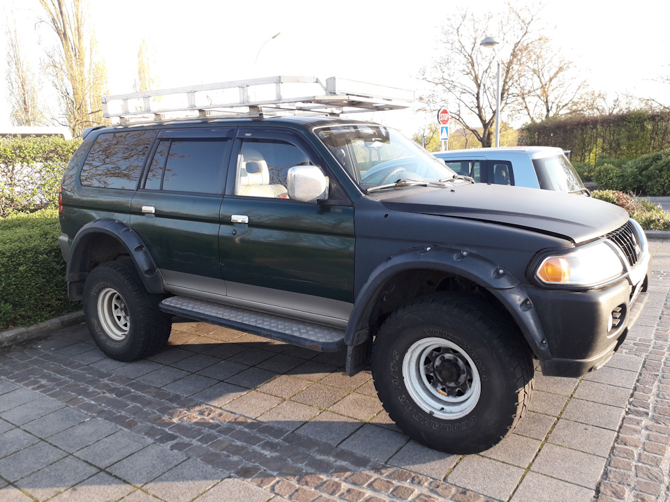 Мокрое пятно на радиаторе кондиционера. — Skoda Octavia A5 Mk2, 1,2 л ...