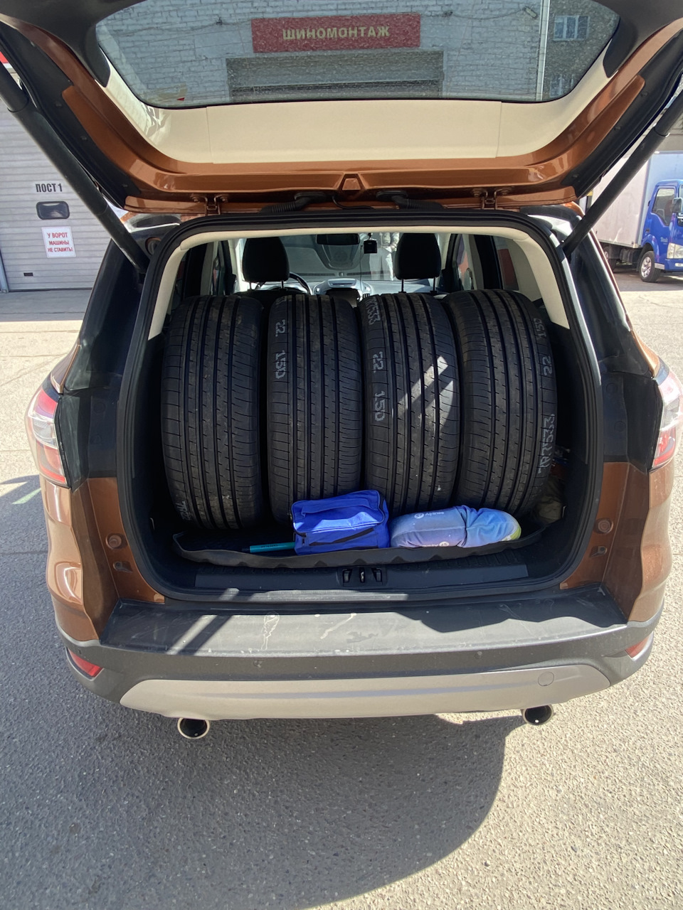Покупка летней резины — Ford Kuga (2G), 2,5 л, 2017 года | шины | DRIVE2