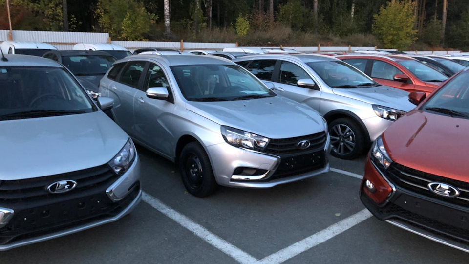 Замена стойки стабилизатора и правой опоры двигателя по гарантии ...