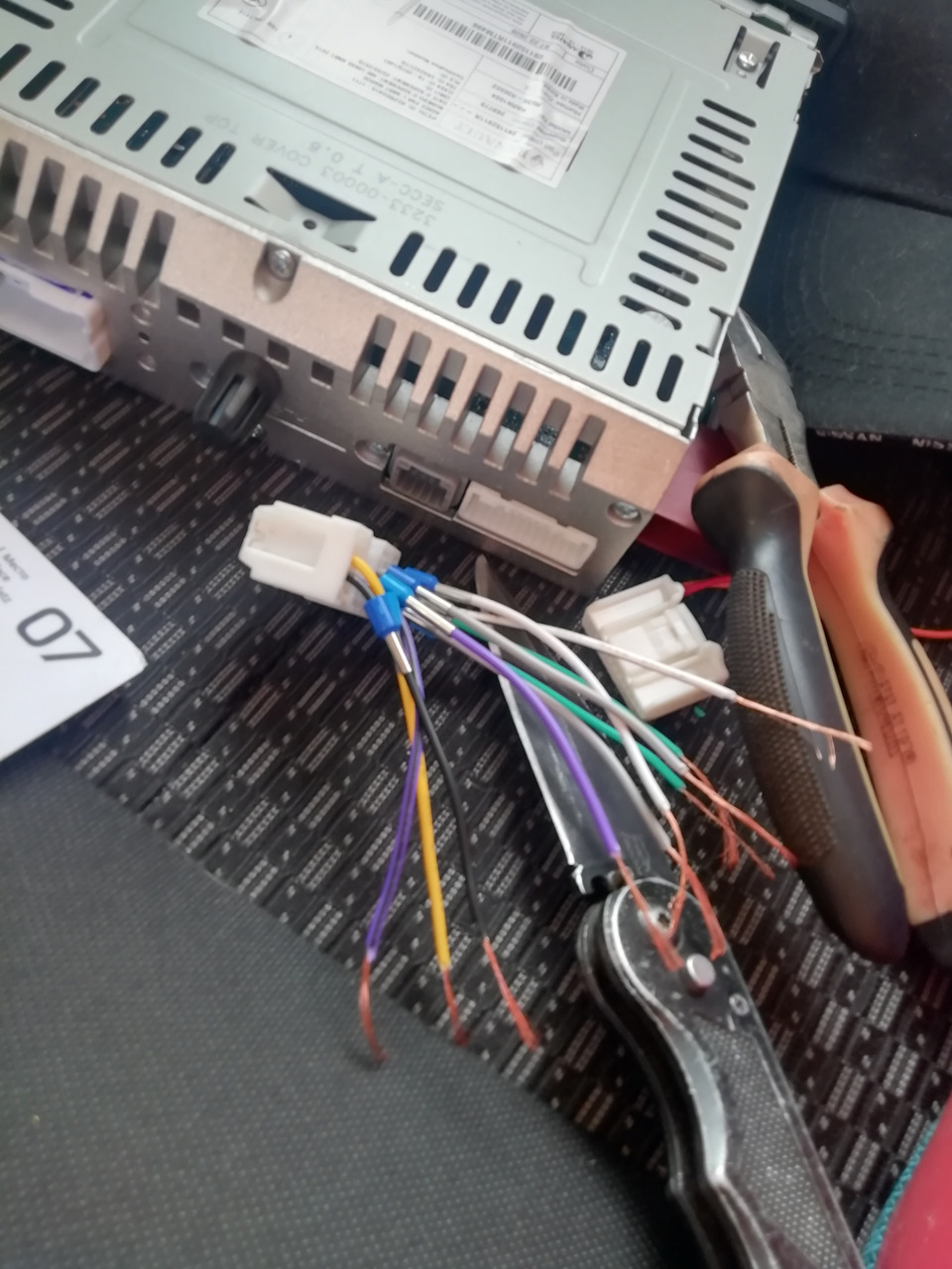 Установка штатной магнитолы. — Lada Ларгус, 1,6 л, 2013 года | своими ...