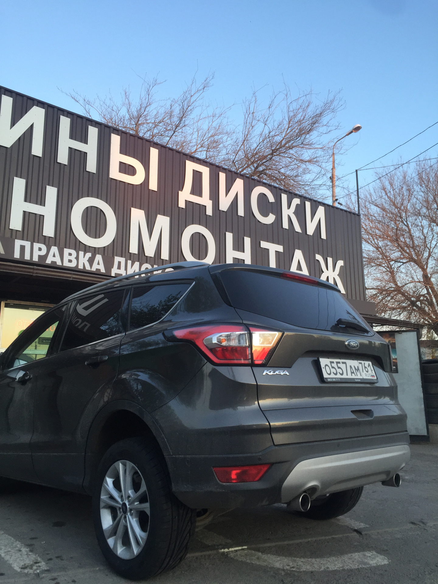 Замена отбойника рессоры — Volkswagen Caddy (3G), 1,9 л, 2009 года ...