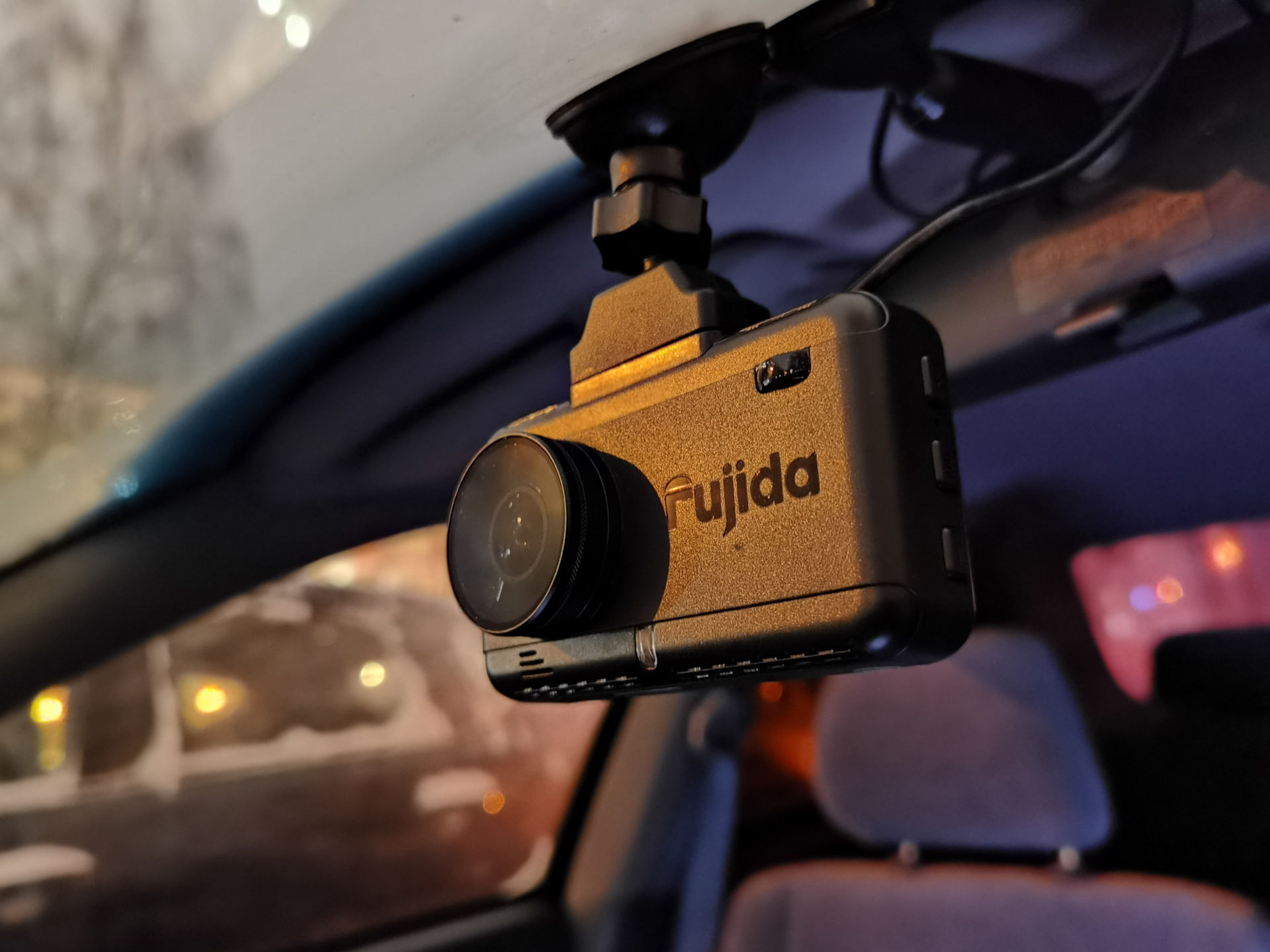 Видеорегистратор Fujida Karma Pro S Wifi Купить