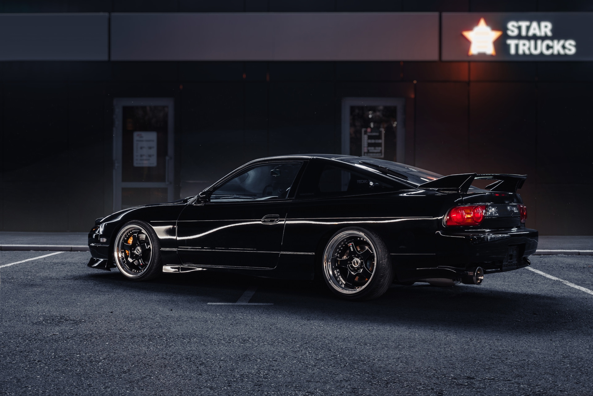 Black sx