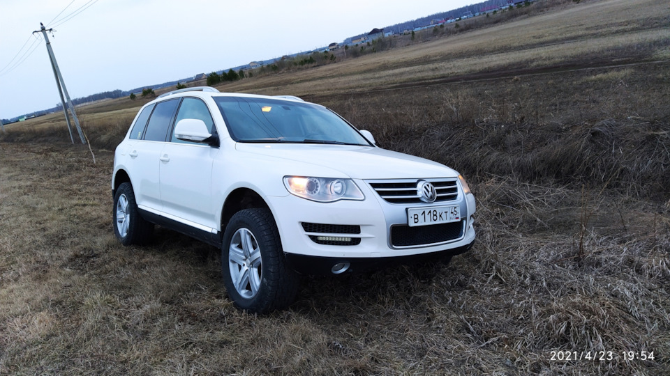 Туарег или Прадо? — Volkswagen Touareg (1G), 2,5 л, 2010 года ...