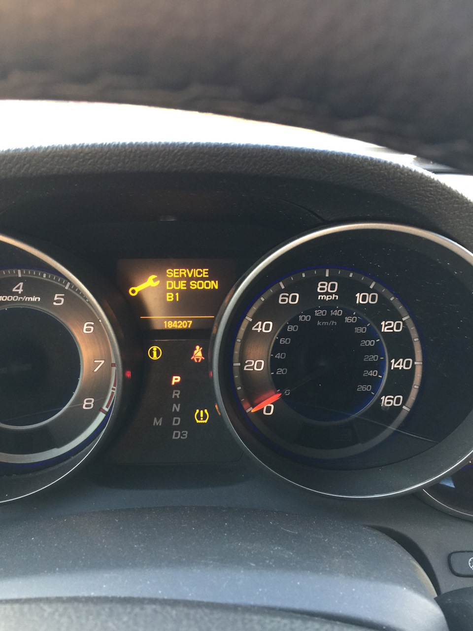 Вот такая штука загарелась в дороге и немного напугала — Acura MDX (2G)