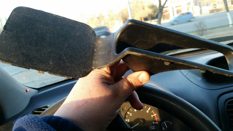 Как подтянуть тросик ручника не снимая торпеды — Mitsubishi Space Star ...