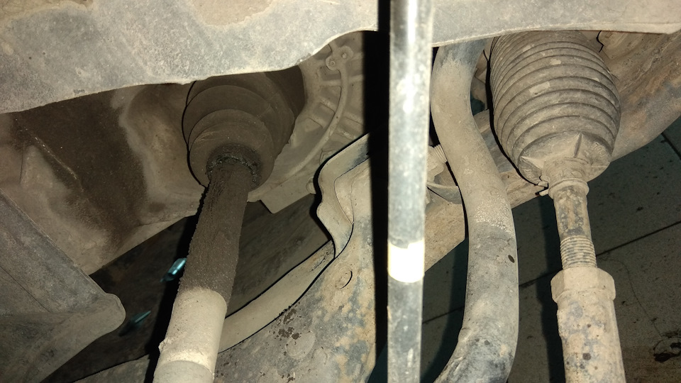 Замена хомута пыльника шруса — KIA Ceed (1G), 1,4 л, 2007 года | своими ...