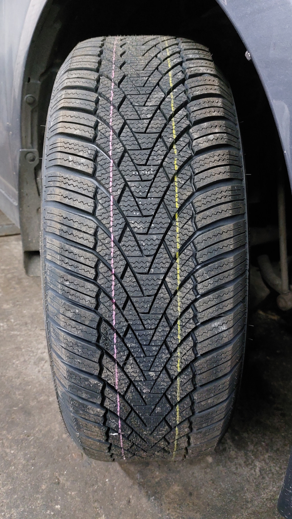 Зимние шины Grenlander Icehawke I — Toyota Prius (30), 1,8 л, 2010 года ...