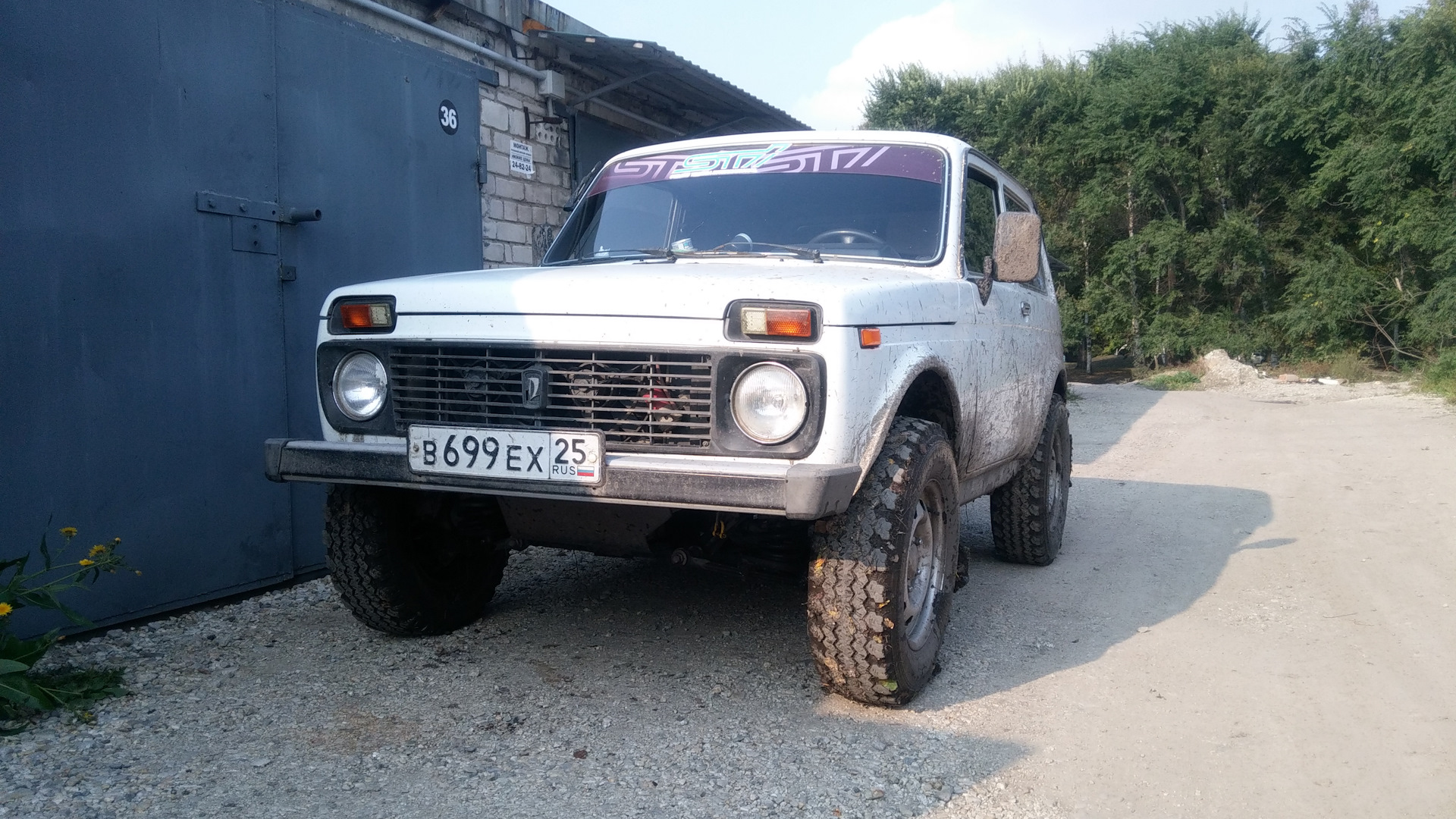 Lada 4x4 3D 1.7 бензиновый 2005 | Нива на вояках на DRIVE2