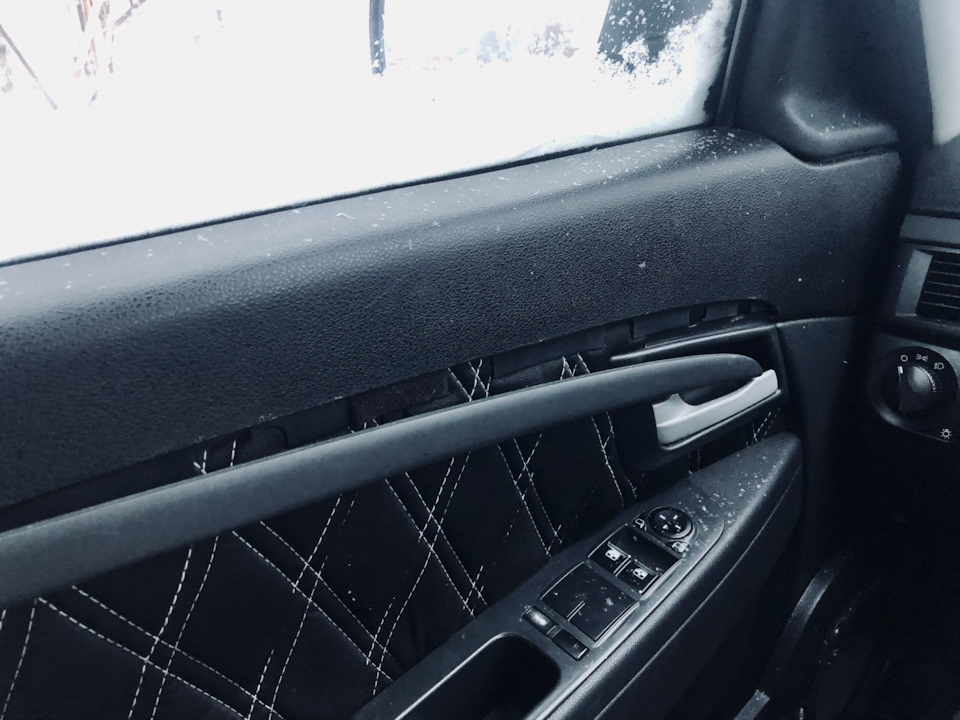 Молдинги дверей 📦 (20.01.2022), (01.03.2022). — Lada Приора хэтчбек, 1 ...